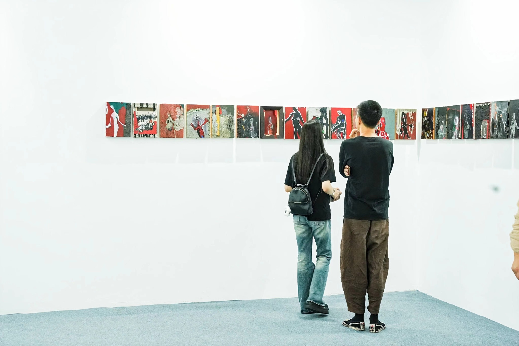 球速体育:“新星19”2024全国美院优秀毕业生提名展在宁波开展(图3)