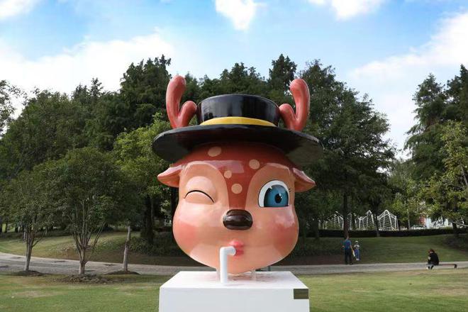 2024上海闵行国际雕塑展:文化绿荫下的AI艺术国庆长假Citywalk新选择(图4)