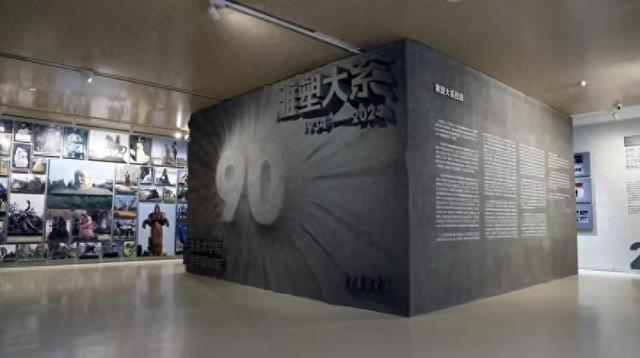 球速体育：“雕塑大系：中央美术学院雕塑学科90年”展览开幕