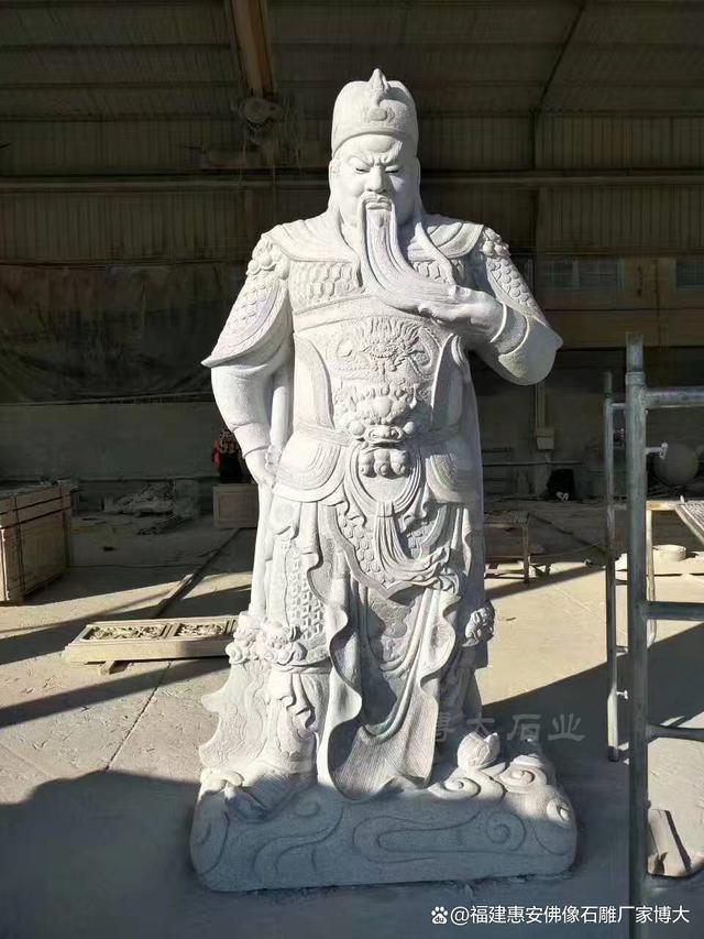 球速体育:石雕关公坐像的创意设计与现代审美(图4)