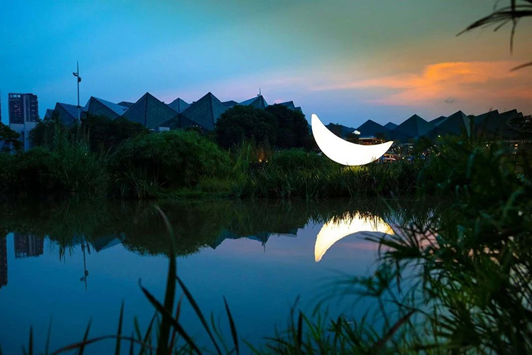 霍克尼沉浸展、美院毕业季、蓬皮杜中心藏耀眼经典…“五一”重磅展TOP12推荐!(图10)