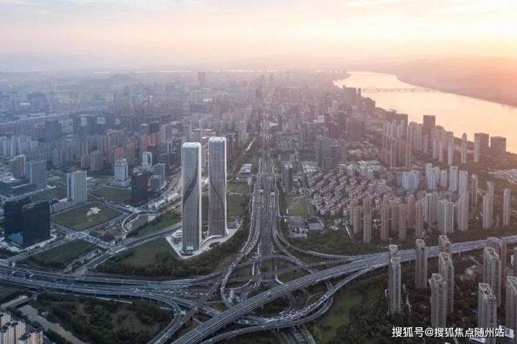 杭州滨江区世茂智慧之门写字楼真的是火了2024世茂智慧之门写字楼楼盘详情!滨江区推荐网站(图2)