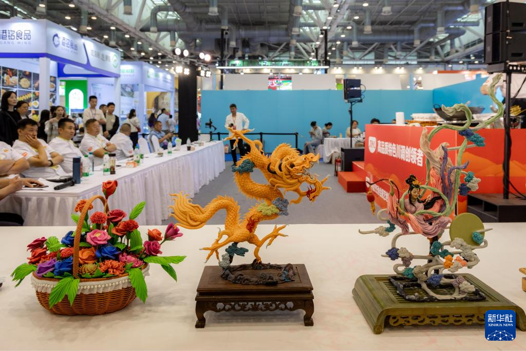 球速体育:第34届中国厨师节在苏州举办(图2)