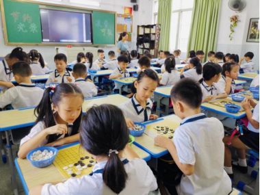 球速体育网站:“全国围棋之乡”潮州千年文脉和非遗技艺在棋盘交汇探寻21城体育性格(图2)